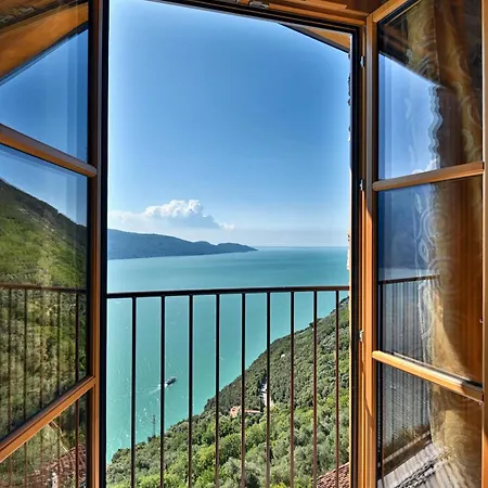 Holiday home Casa Limonaia Al Pos *