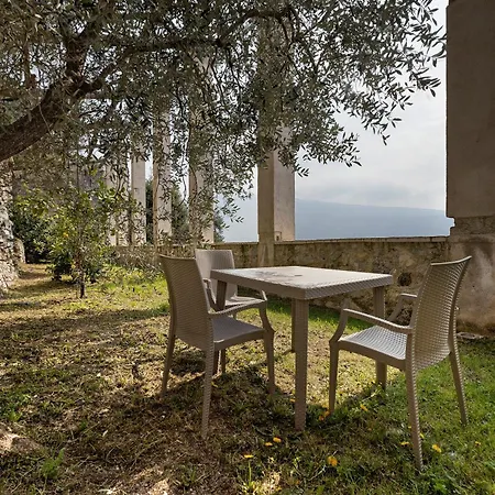 Holiday home Casa Limonaia Al Pos *